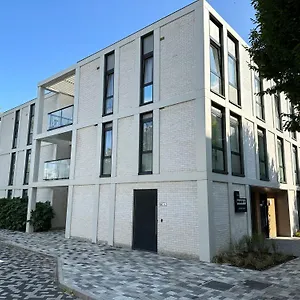 Vick's House With Parking And Ev Chrgr Apartment